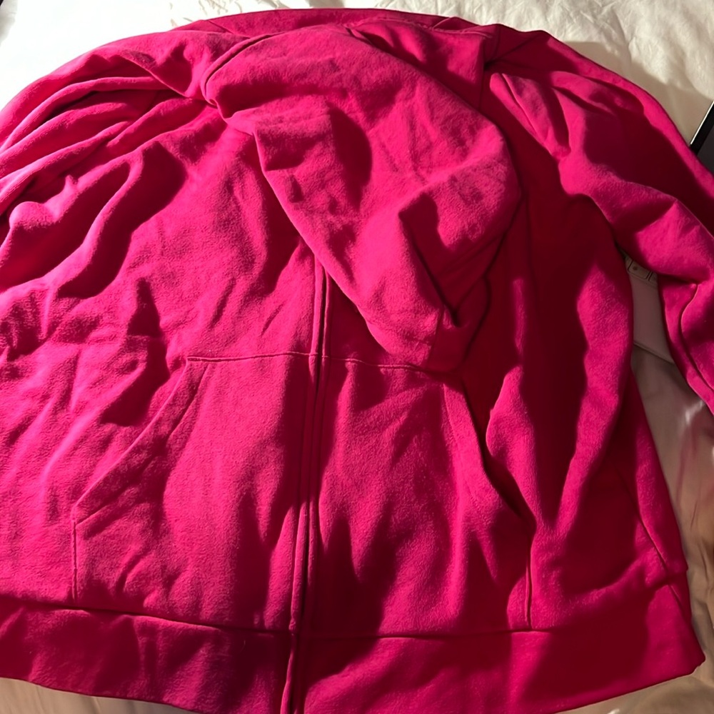 Pink zip up hoodie. Size OX (14W).
